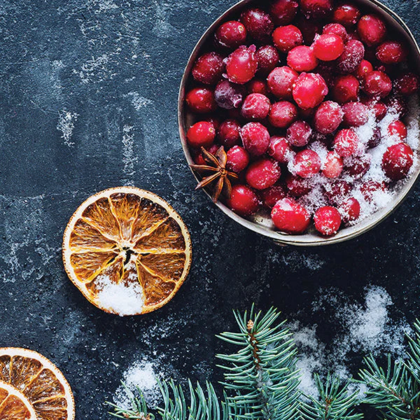 Frosted Cranberry Mandarin Candle - Image 3