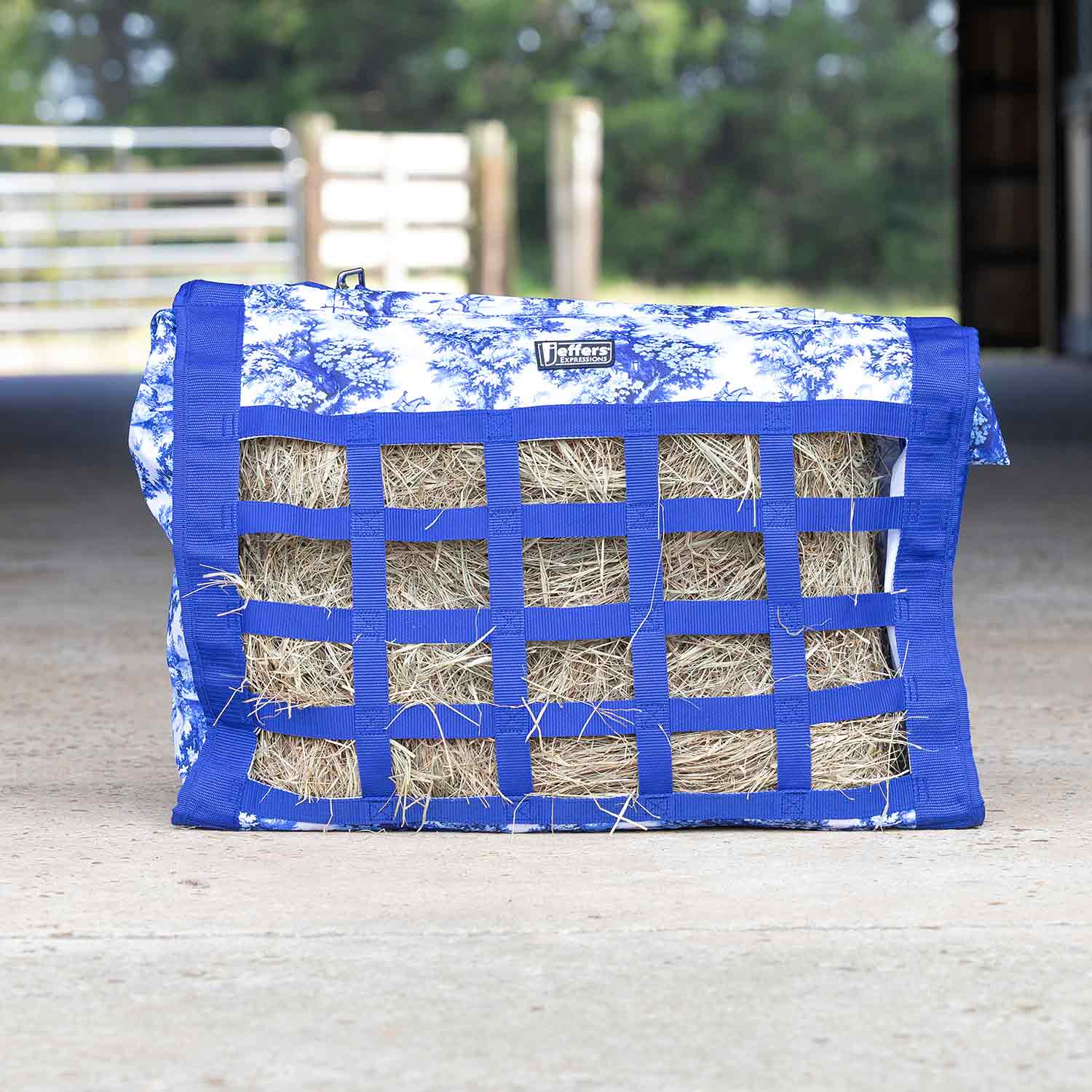Jeffers Expression Extend-Feed Hay Bag for Horses & Livestock - Image 4