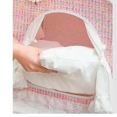 Luxury Como Pet Triangle Bed - Image 3