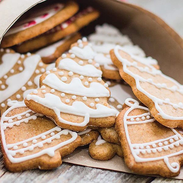 Vanilla Christmas Cookie Candle - Image 3